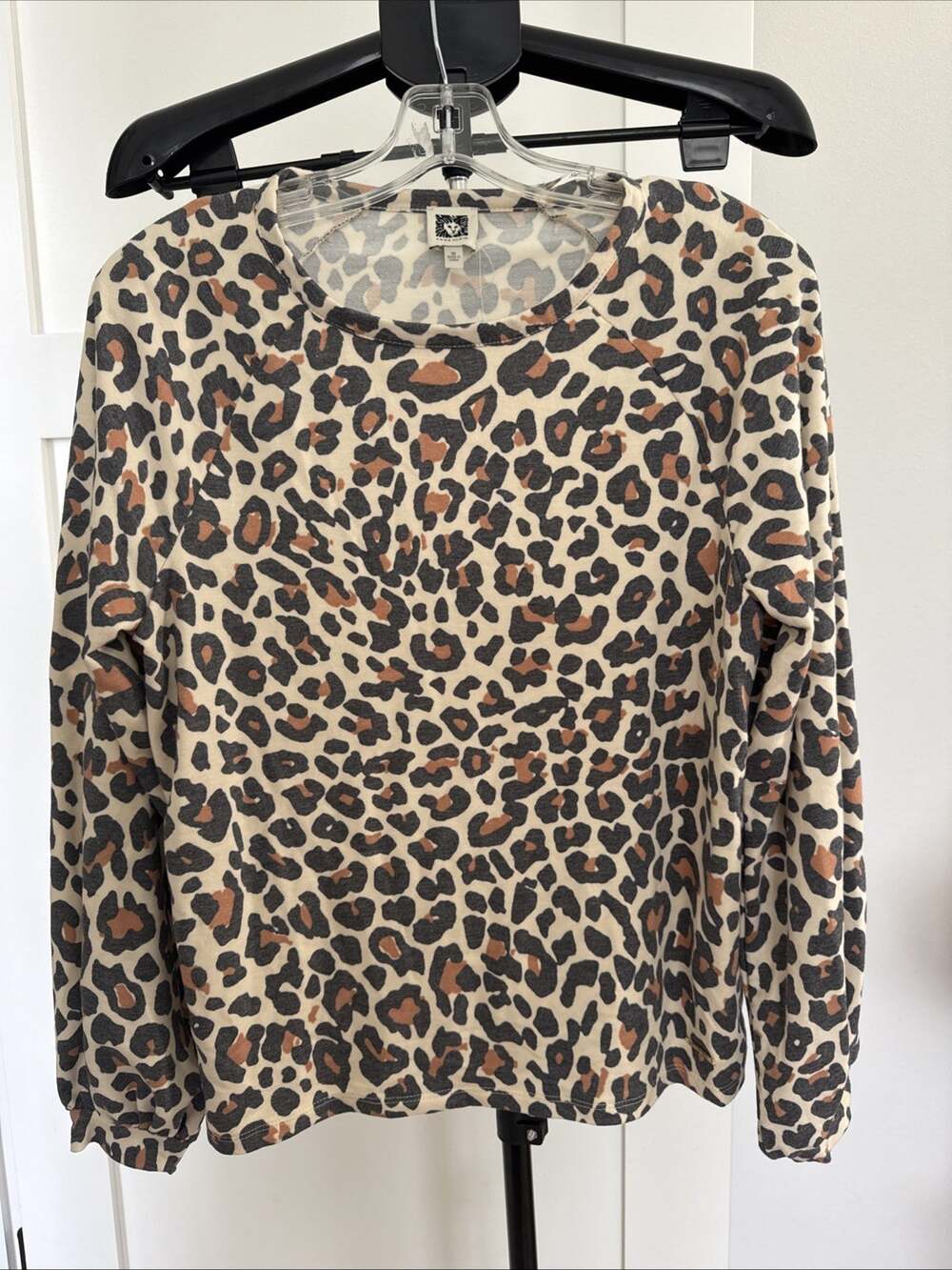 anne klein Long Sleeve Animal Print Sweat Shirt Size Medium Crew Neck